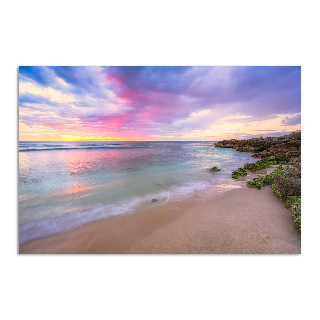 Pastel coloured sunset at Mettams Pool in Perth, Western Australia