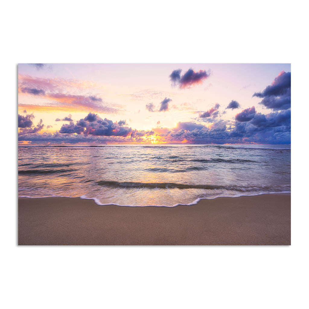 Soft coloured sunset over Mettams Pool in Perth, Western Australia