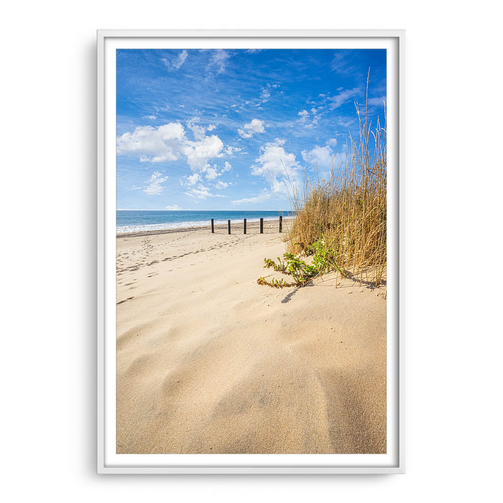 Day time at Myalup Beach in Western Australia framed in white