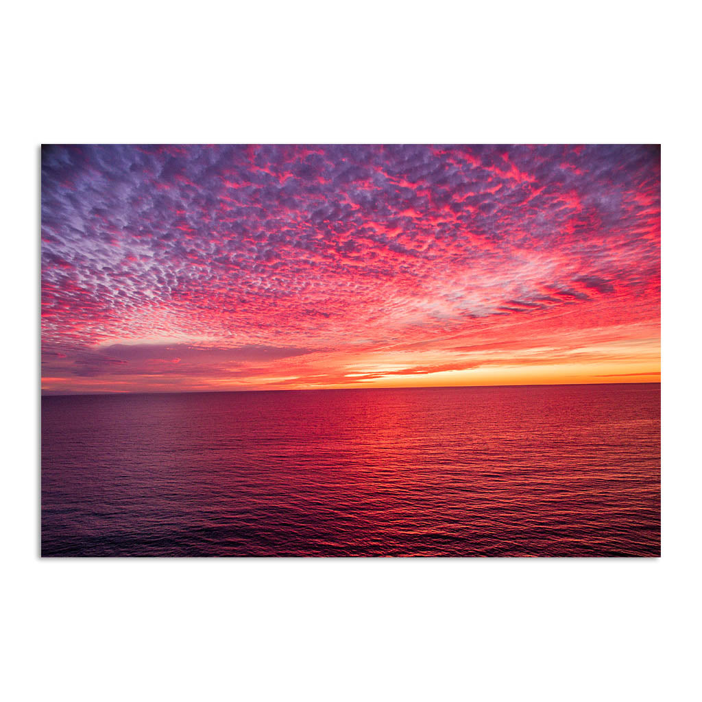 Sunset over the ocean at Mettams Pool in Perth, Western Australia