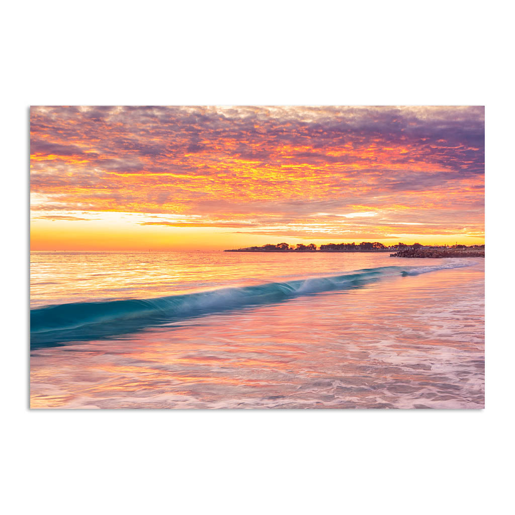 Winter sunset over Sorrento Beach in Perth, Western Australia