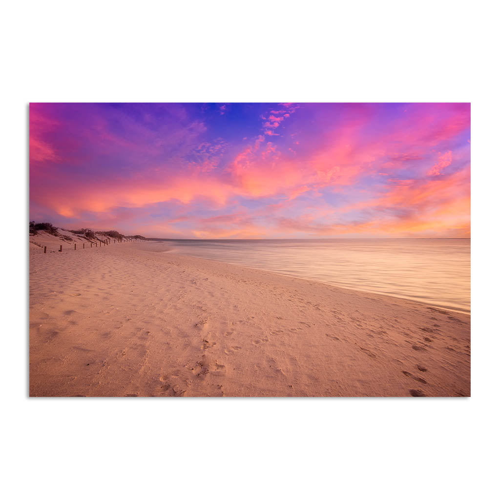 Sunset over the beach at Turquoise Bay on the Cape Range, Western Australia